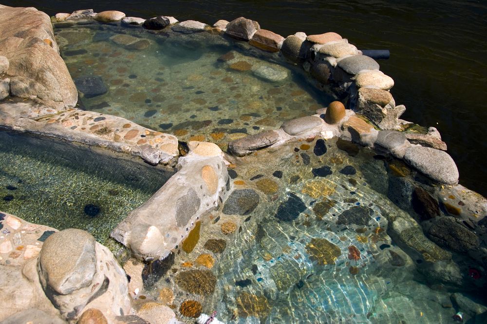 9 Hot Springs in California You Need to Visit ASAP