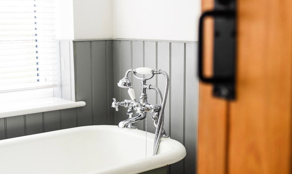 8 Simple Ways to Refresh Your Bathroom