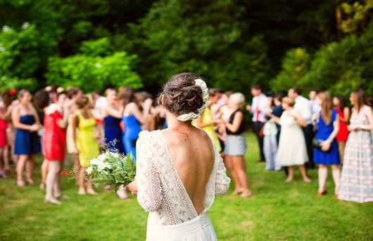 Wedding Guest Survival Guide: 9 Tips to Get You Through Wedding Season