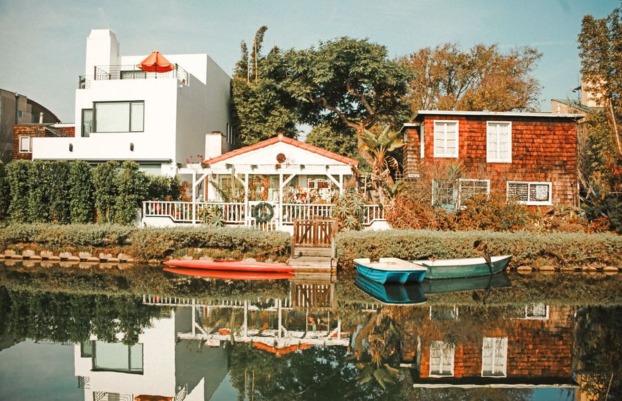 Incredible California Airbnbs to Book Now