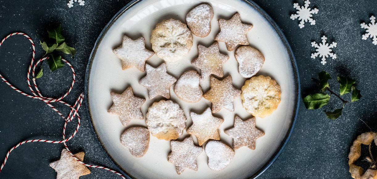 Sweet Treats: Christmas Cookies by California Bakers