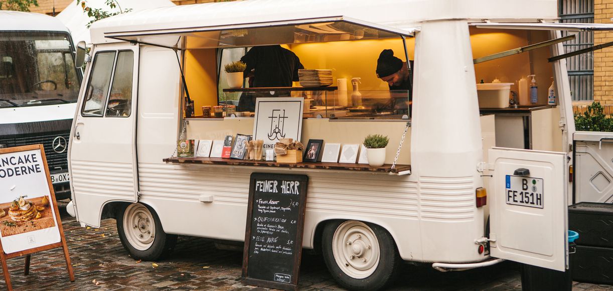 Everything You Need to Know About Having a Food Truck Wedding