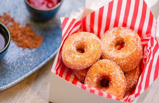 The Top 10 Things to Eat (And Drink) at Disneyland