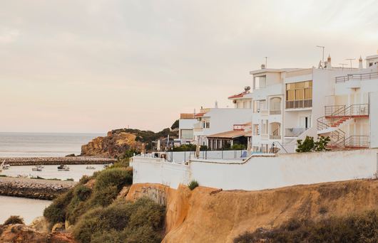 The Most Beautiful Oceanfront Homes in California