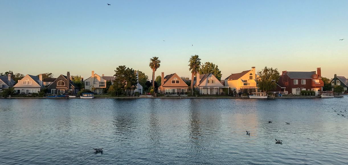 Discover The Little Town Of Foster City A Californian Haven   Shutterstock 1129650119  3959x2969   V1222x580 