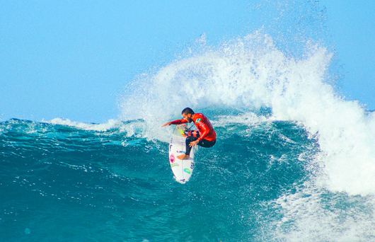 Everything is Swell: A Guide to The Best Surfing Spots in L.A.
