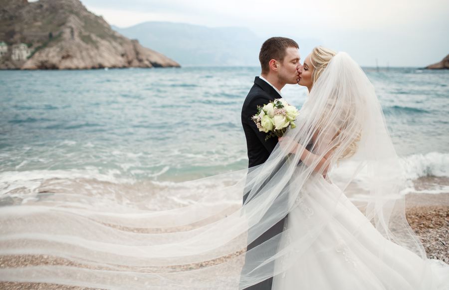 The Most Beautiful Waterfront Wedding Venues in California