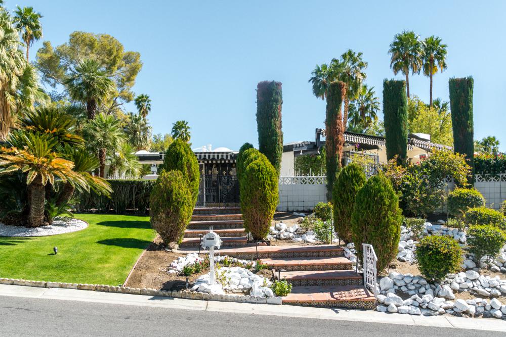 Kourtney Kardashian's Palm Springs House: See Photos