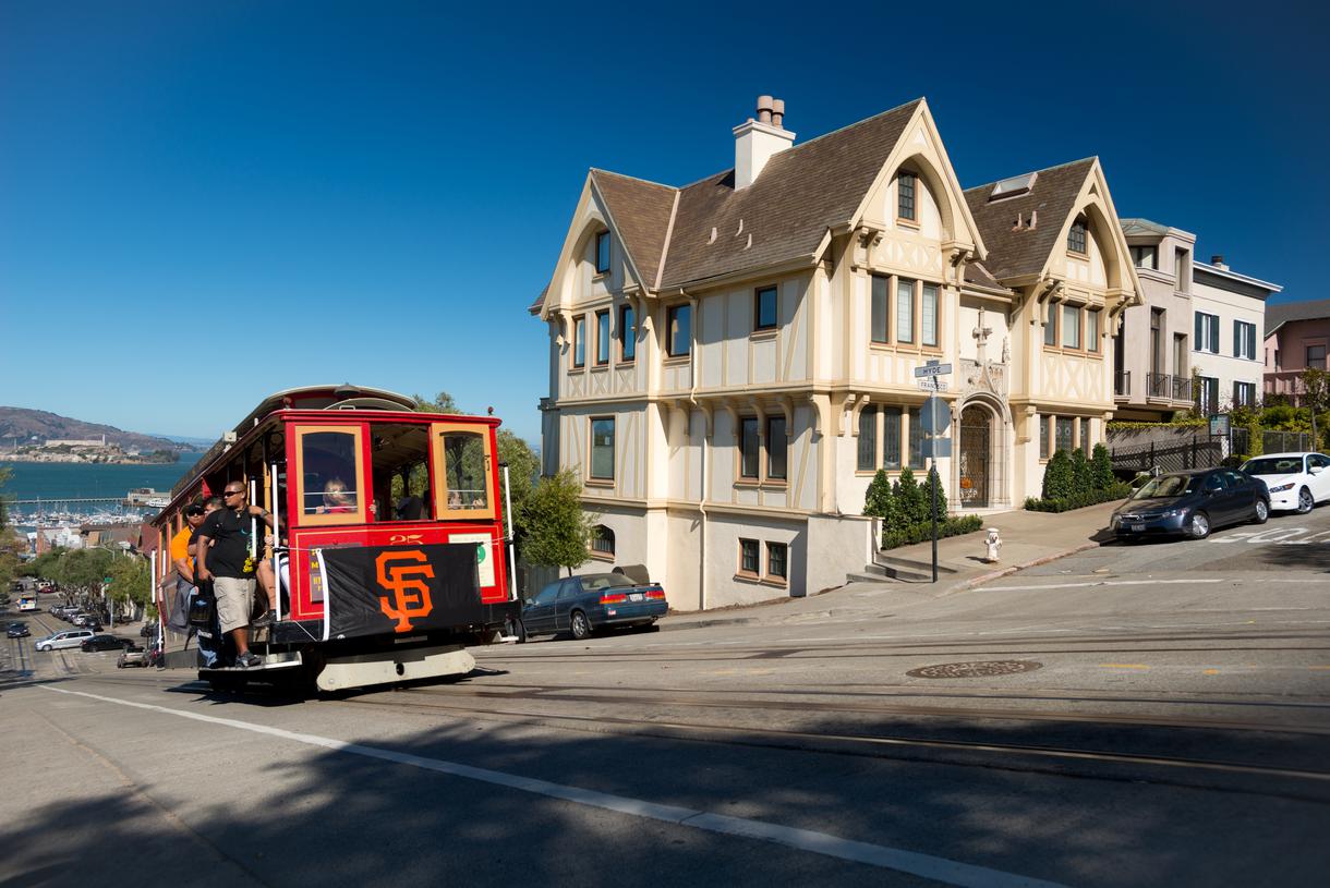 Oracle Park in San Francisco - Catch a Baseball at a Giants Game in This  Storied Stadium – Go Guides