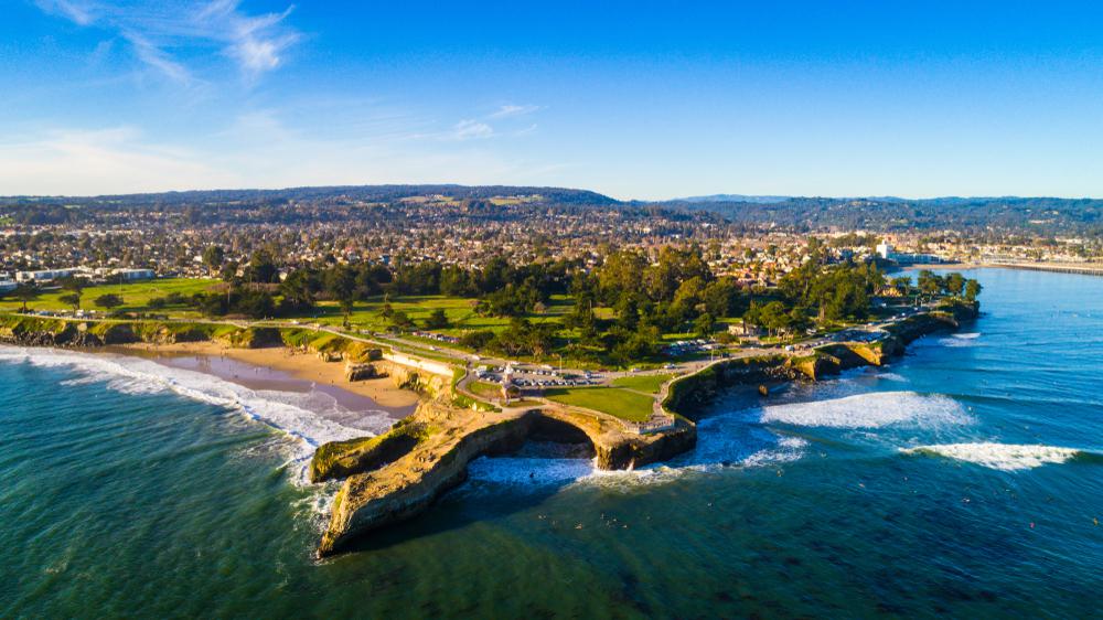 The Best Surf Spots in Santa Cruz