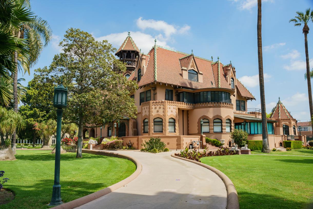 Horror Movies Filmed In California To Watch This Season