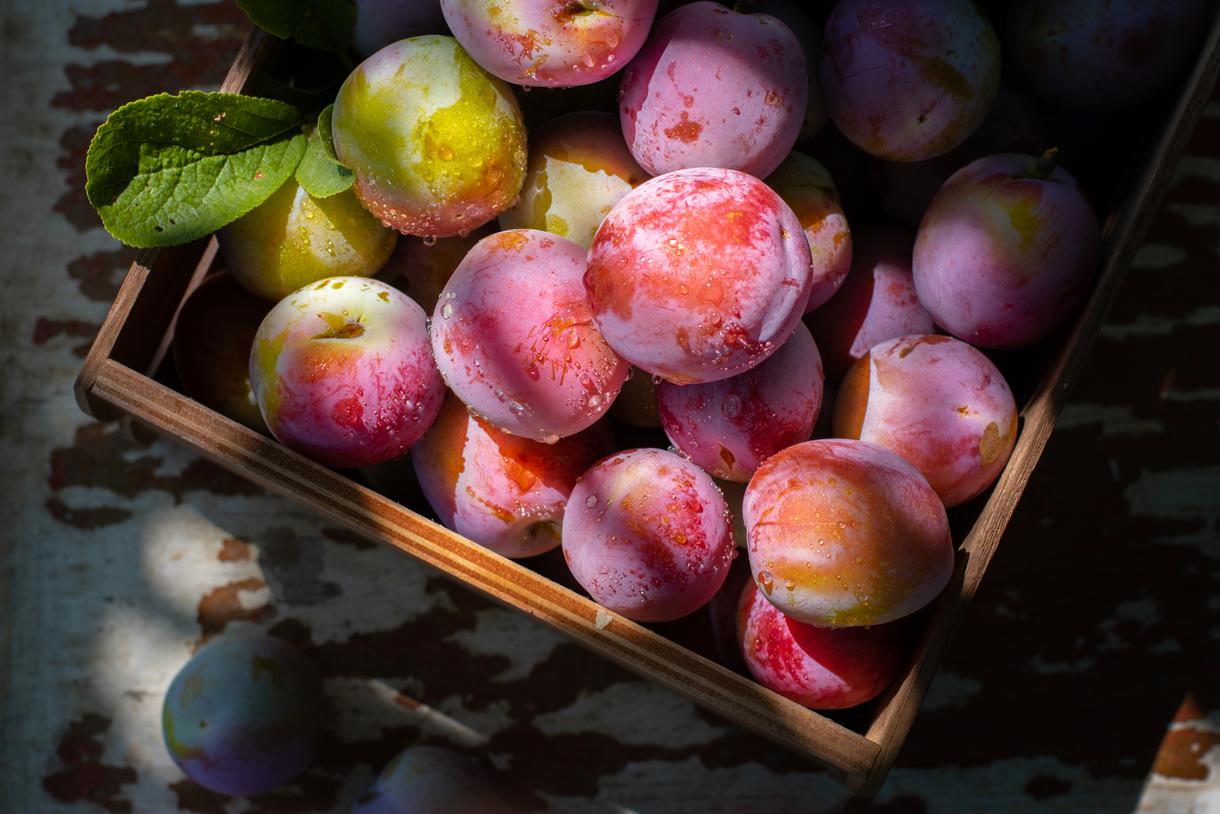 Best California InSeason Fruits for the Summer