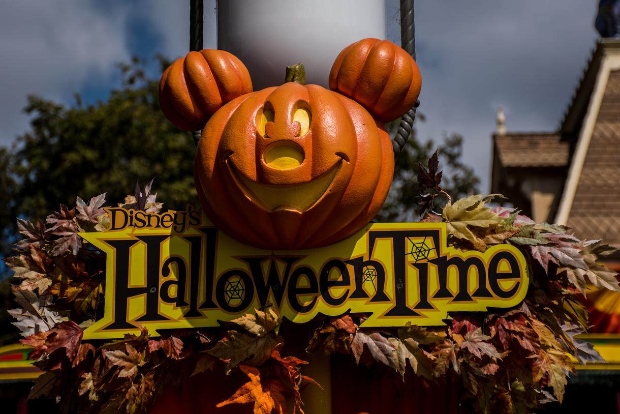 The Best California Theme Parks to Celebrate Halloween