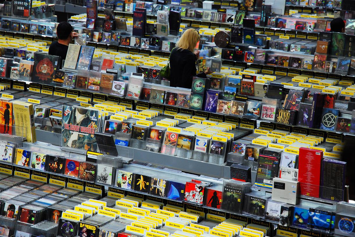 5 Must Visit California Record Stores for Vinyl Lovers