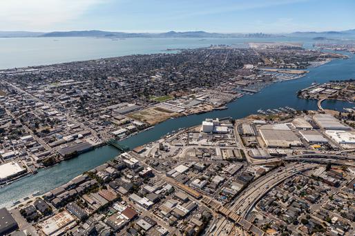 Discover the Charm of Alameda, California: A Guide to the Best Activities, Parks, and Sites to Explore