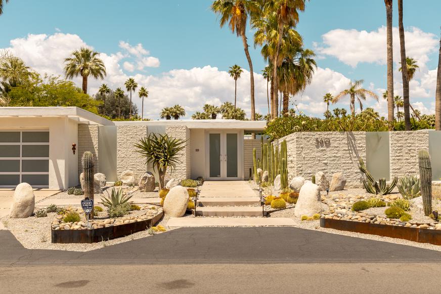 9 Palm Springs Celebrity Homes