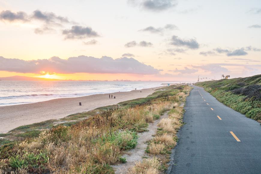 Discover Anaheim's Idyllic Coastal Escapes: The Best Beaches Just a Short Drive Away
