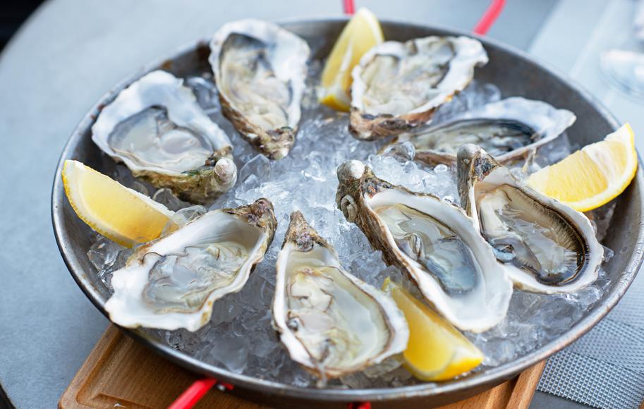 The California Oyster Bars We Can't Get Enough Of