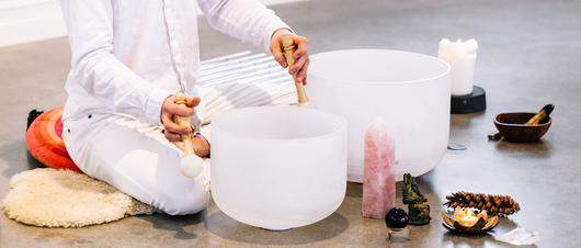 I Tried Sound Bath Meditation and This Is What It's Like