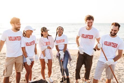 9 Outdoor Volunteer Opportunities To Sign Up For