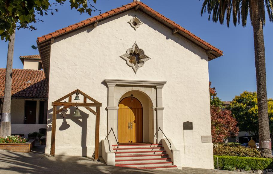 Your Guide to the History and Visiting San Rafael Arcángel Mission
