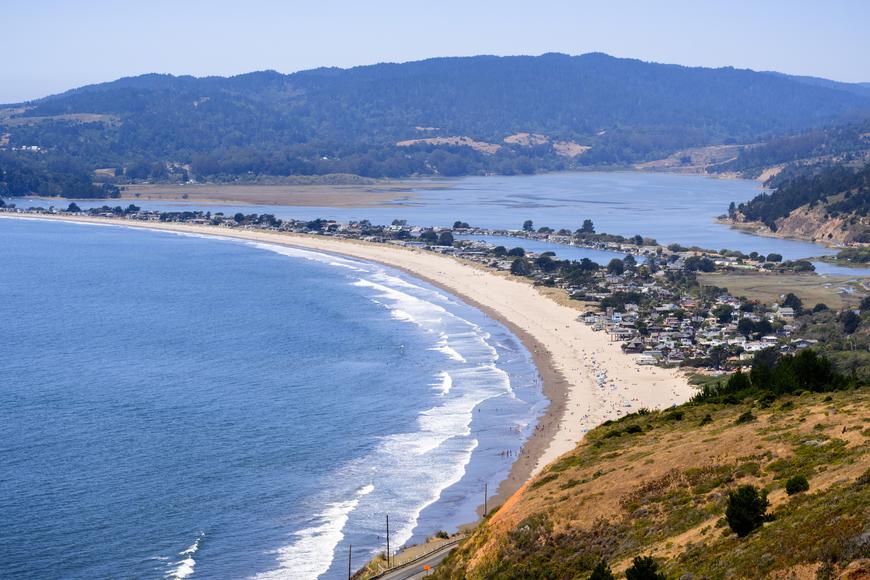 Unwind at the Best Beaches Near Fairfield, CA: Discover Their Addresses, Distances, and Highlights
