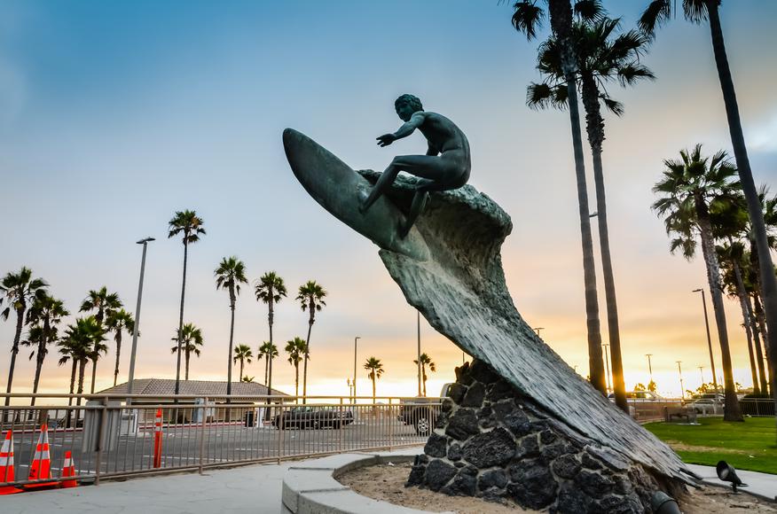 The Best Beaches Near Huntington Beach, California: Addresses, Distances, and Highlights