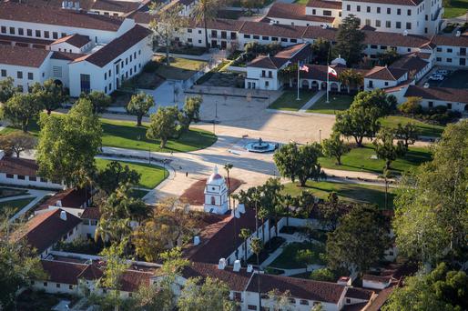 Discovering the Best Colleges Near Camarillo, California