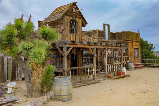 Everything You Need to Know About Visiting Pioneertown