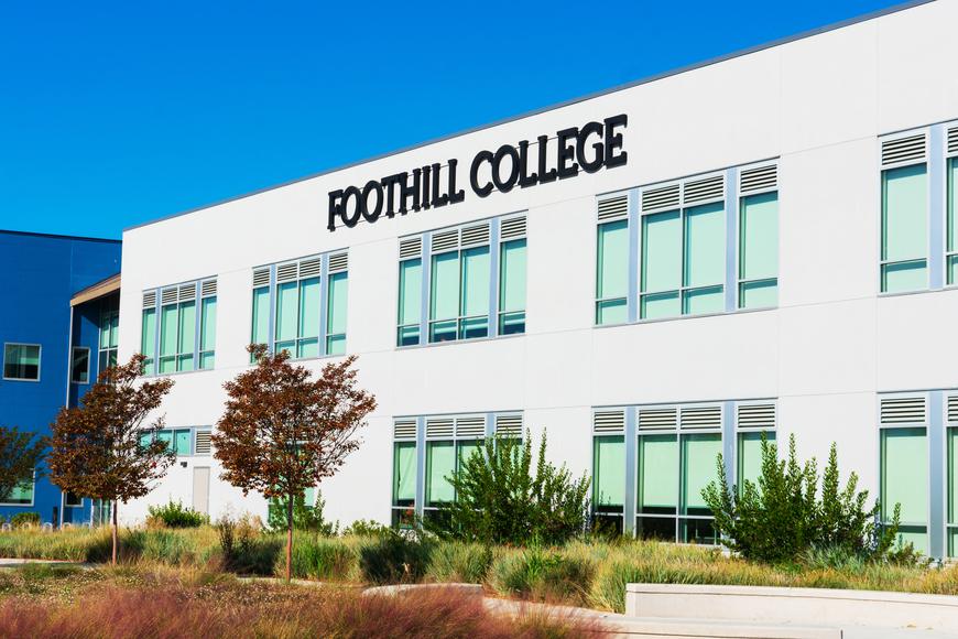 Top Colleges near Mountain View, California: Addresses, Uniqueness, and History