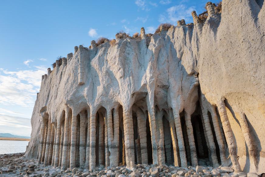 Crowley Lake: Your Northern California Escape Awaits!