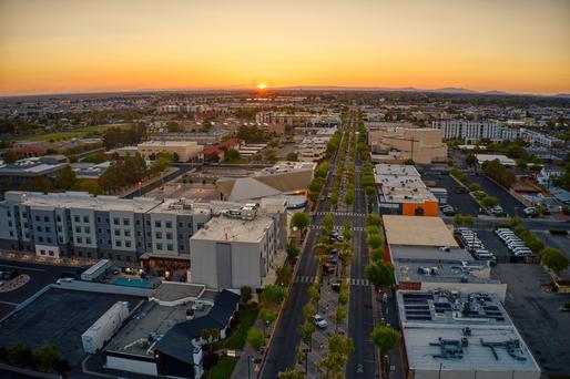 Lancaster, California: Discover the Perks of Life in This Desert Gem
