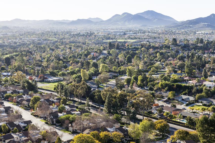 Thousand Oaks, CA: Embrace the Charm, Amenities & Natural Beauty of this Alluring City