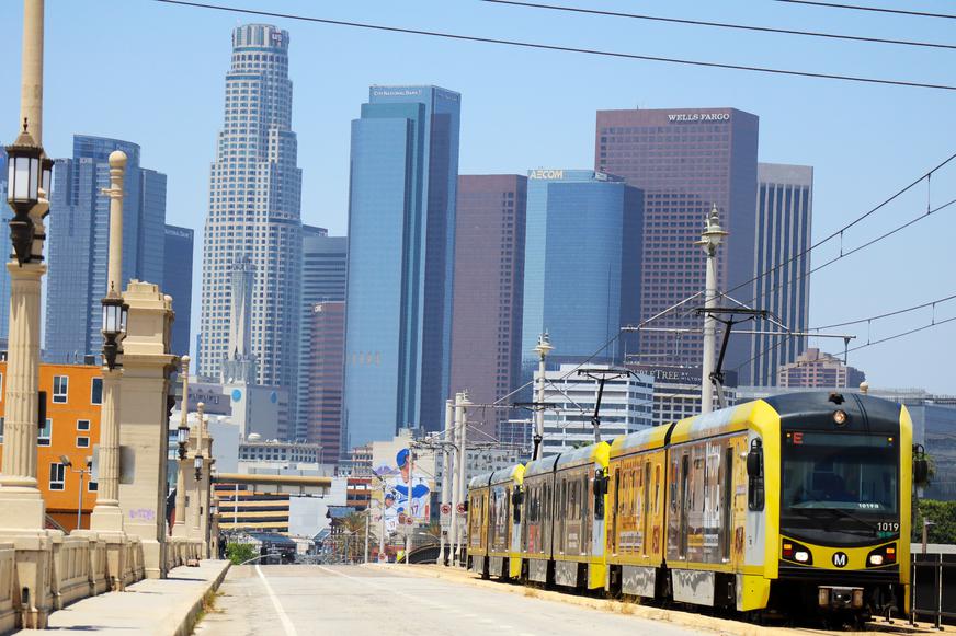 Your Guide to Los Angeles Public Transportation Options