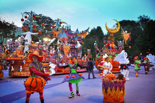 The Best California Theme Parks to Celebrate Halloween